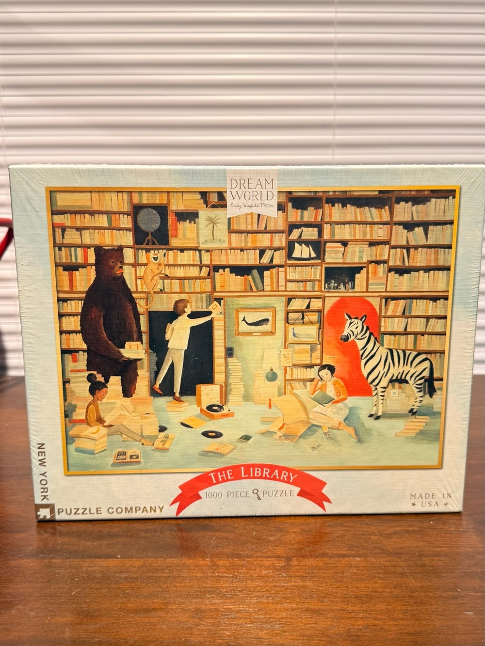 New York Puzzle Company Dream World The Library 1,000 Pz Emily Winfield Martin